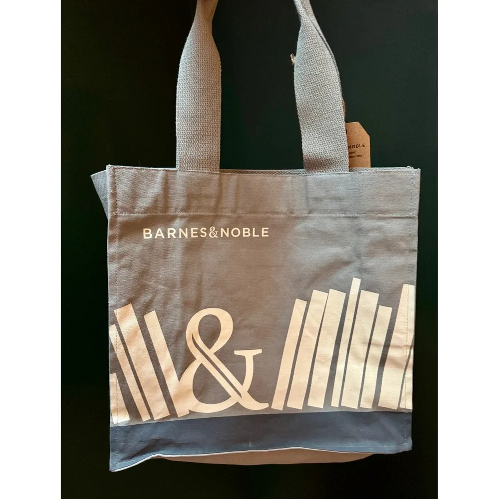 NWT Barnes Noble Canvas Tote‎ Bag Ampersand Book Stack Graphic